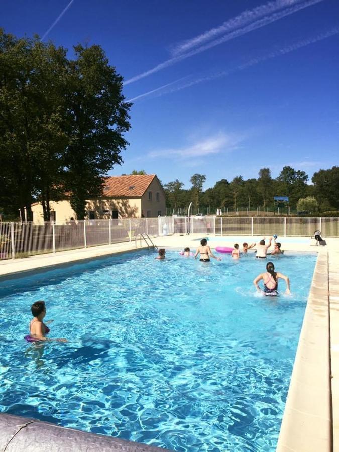 Hotel Camping Les Petites Minaudieres Saint-Sauveur  Exteriér fotografie